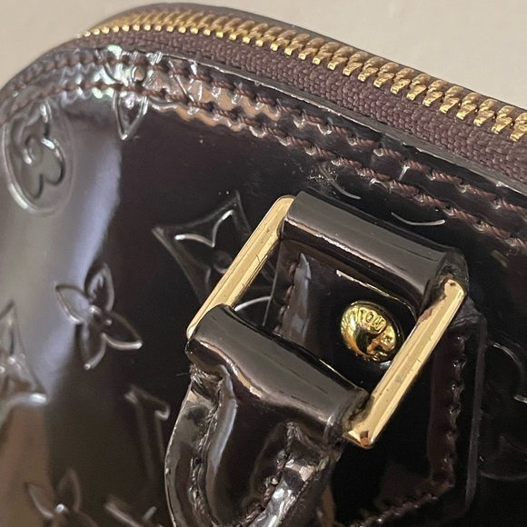 Louis Vuitton Alma PM - Picture 3 of 12